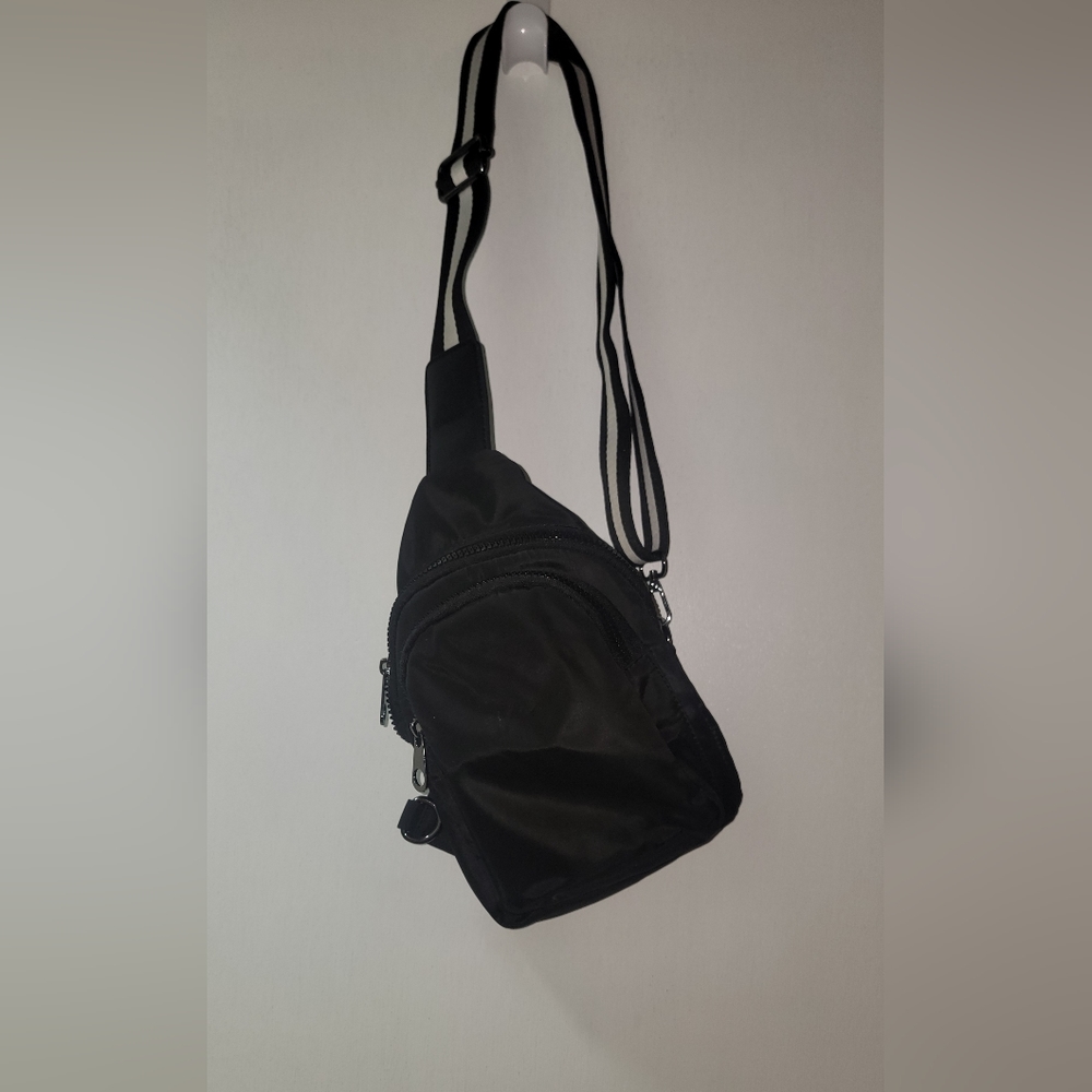 Small crossbody
